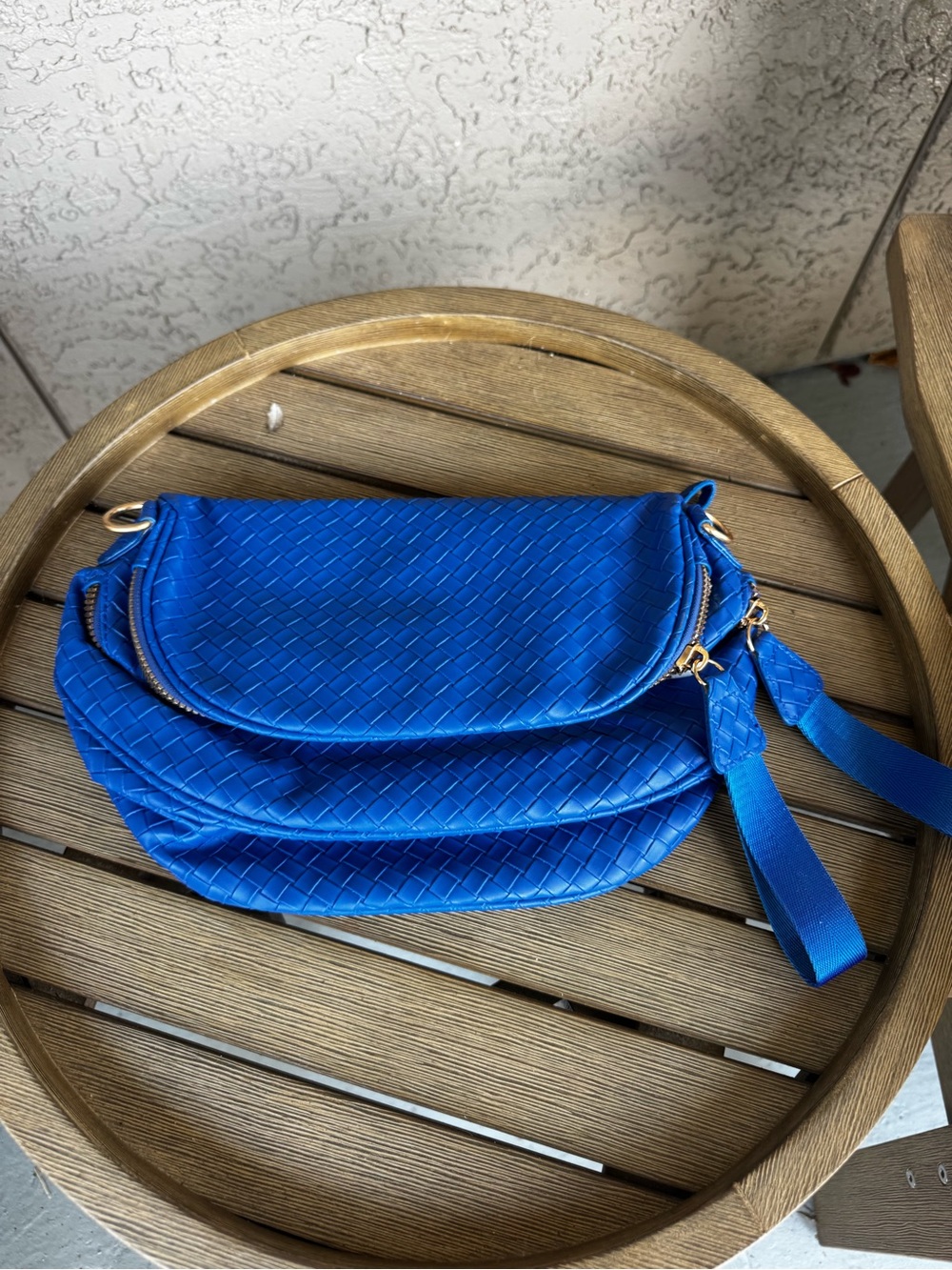 Emmafy Go Hands Free Crossbody Bag New in Packaging
